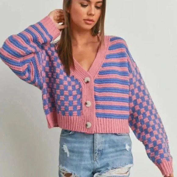 Buttermelon Sweaters - BUTTERMELON Checkered & Striped Cropped Oversized Vneck Sweater